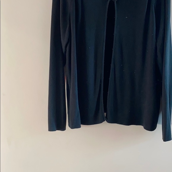 August Silk Black Hooded Sweater with fur trim - Picture 5 of 12